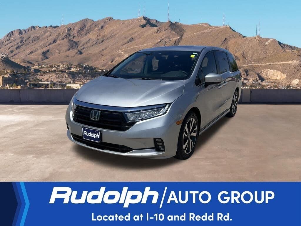 2023 Honda Odyssey Touring — photo 1 of 1