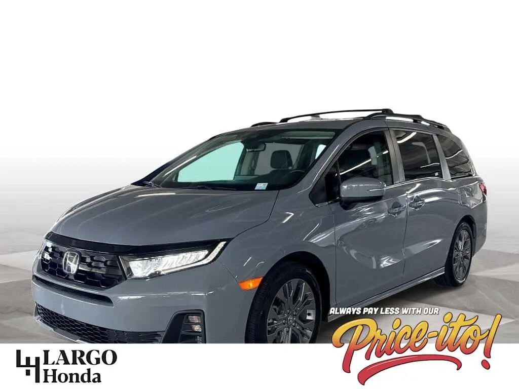 2025 Honda Odyssey Touring — photo 1 of 13