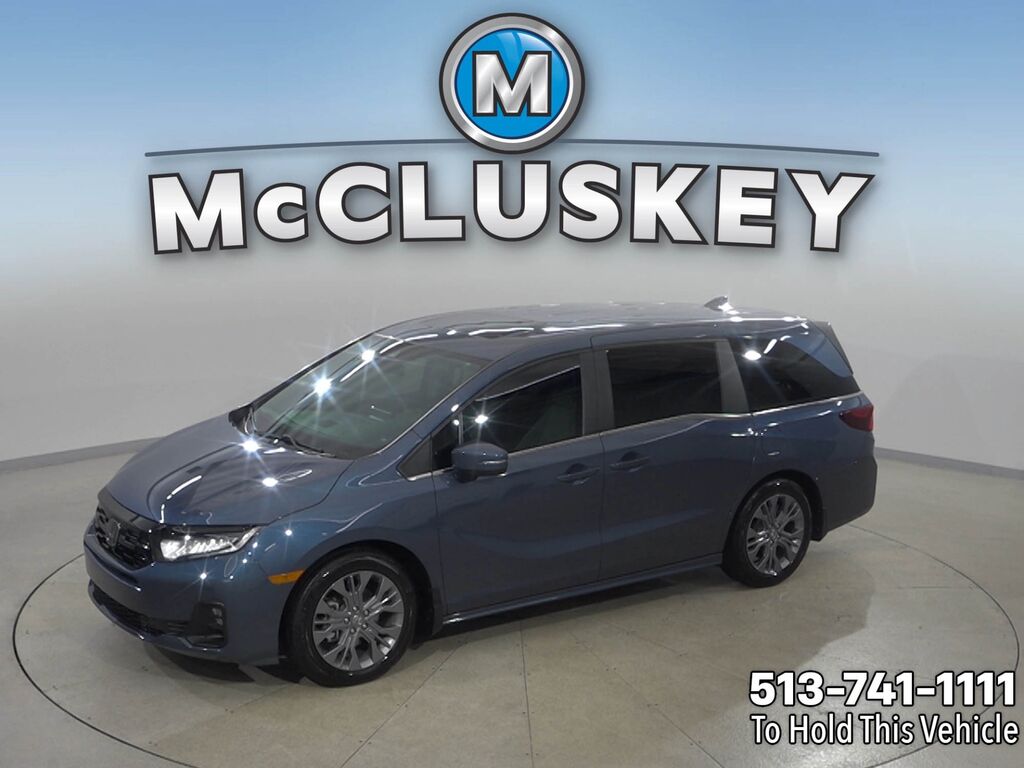 2025 Honda Odyssey Touring — photo 1 of 7