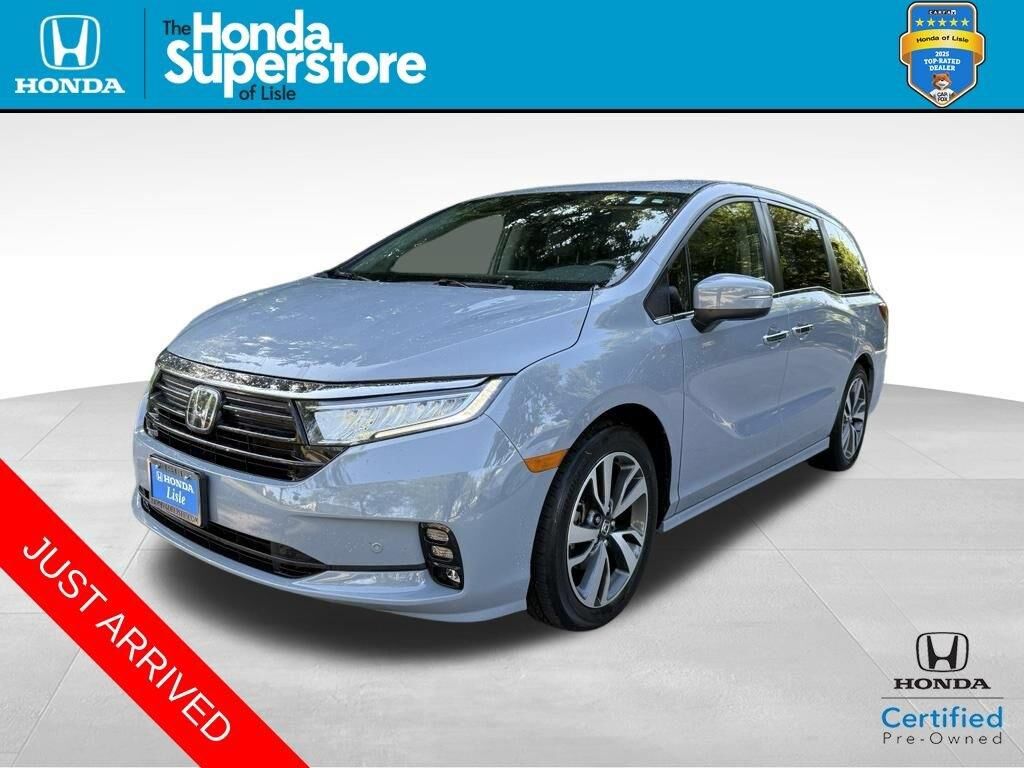 2024 Honda Odyssey Touring — photo 1 of 7