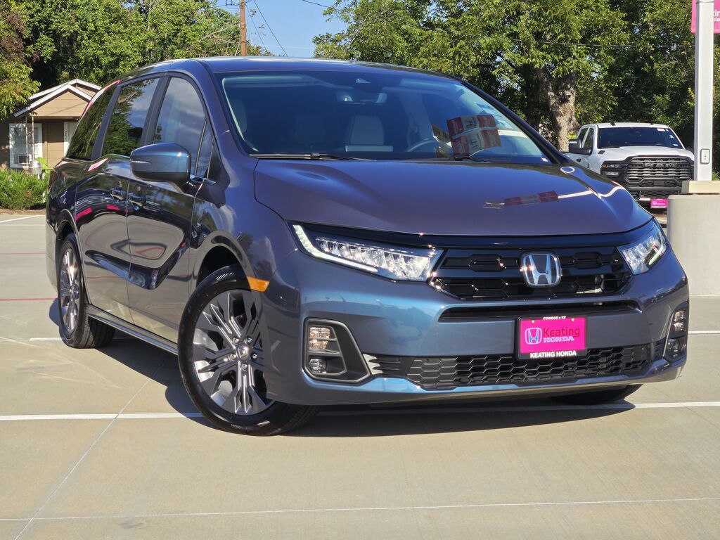 2026 Honda Odyssey Touring — photo 1 of 7