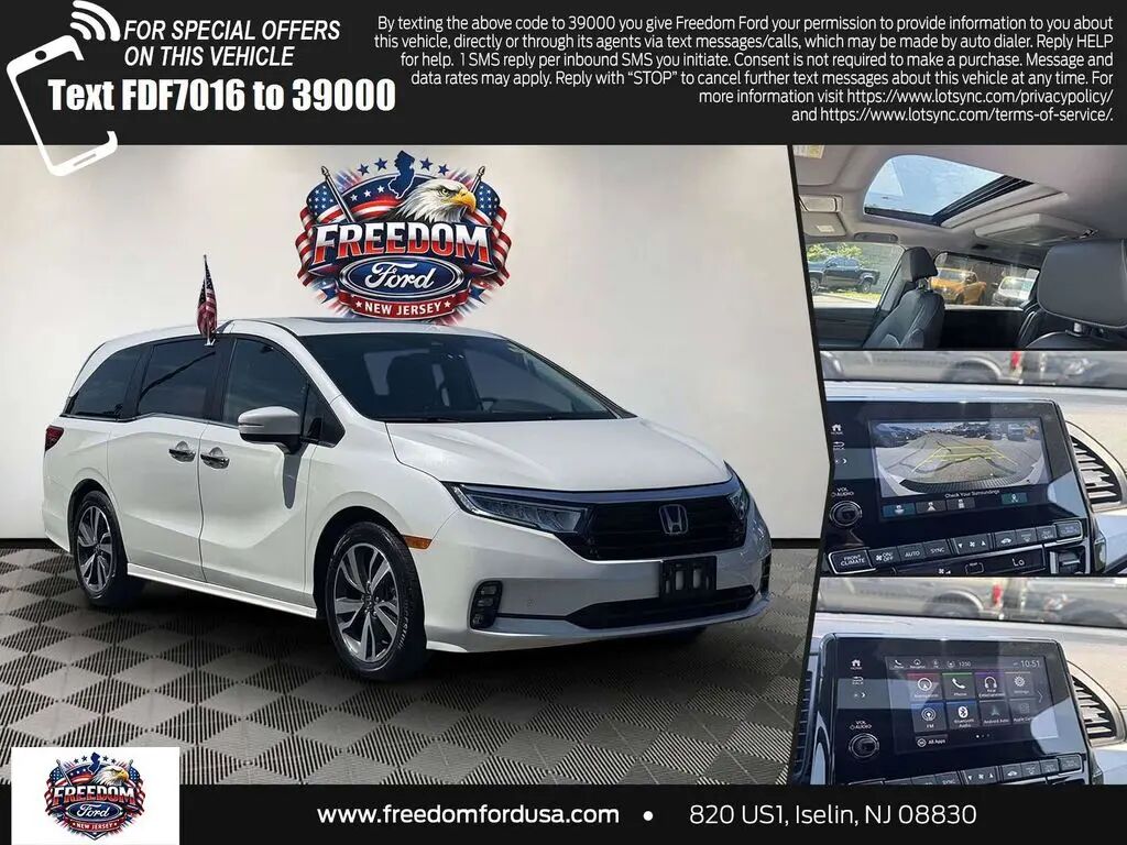 2023 Honda Odyssey Touring — photo 1 of 12