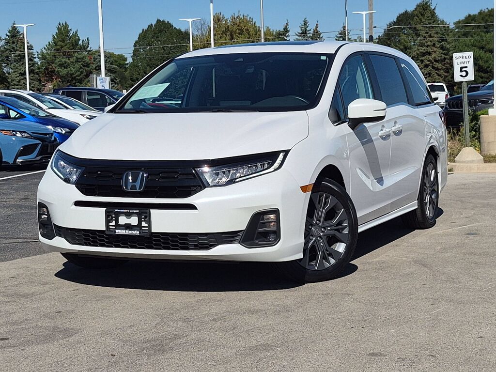 2025 Honda Odyssey TOURING — photo 1 of 7