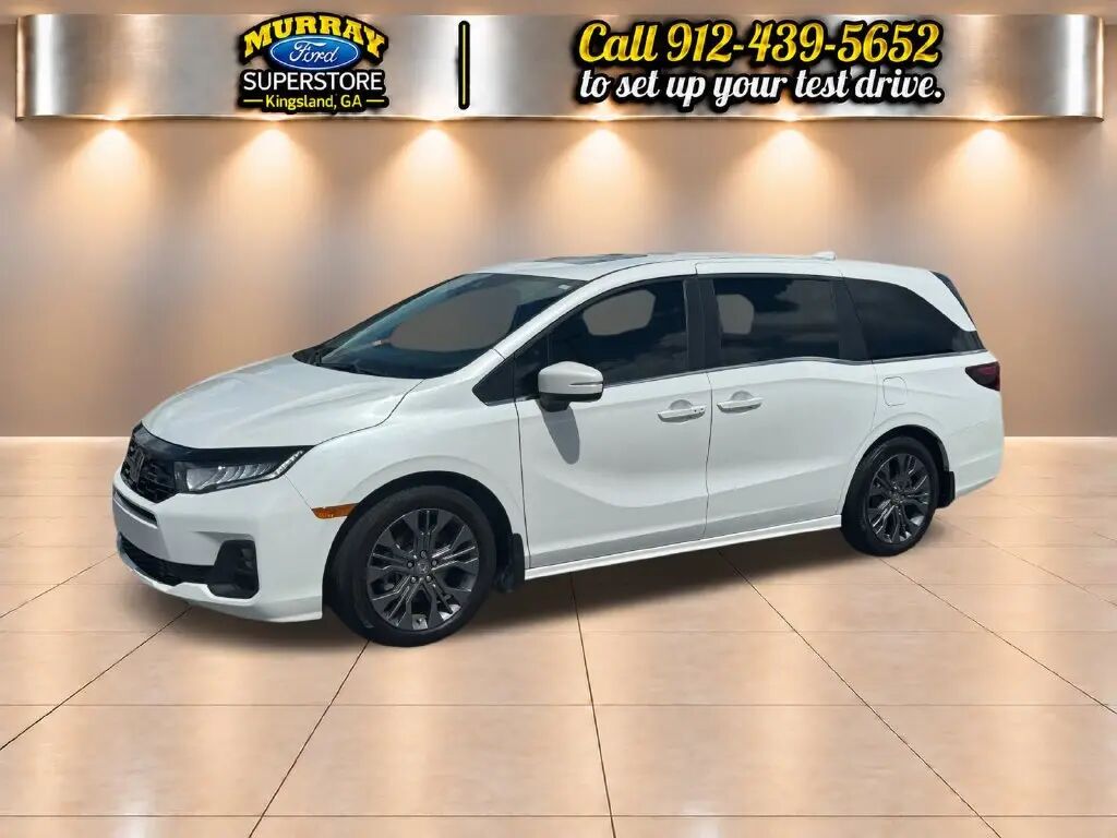 2025 Honda Odyssey Touring — photo 1 of 13