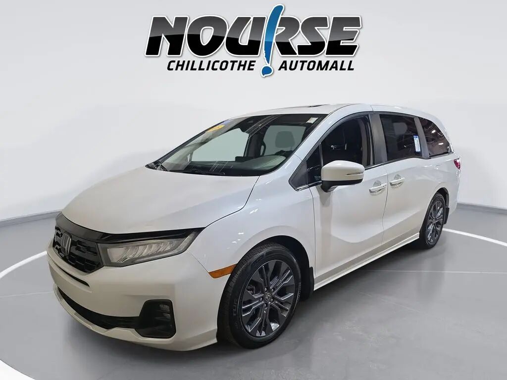 2025 Honda Odyssey Touring — photo 1 of 26