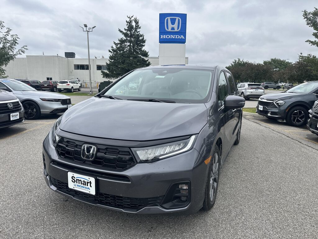 2026 Honda Odyssey Touring — photo 1 of 13
