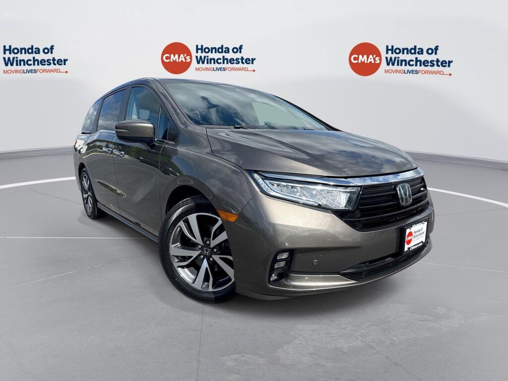 2021 Honda Odyssey Touring — photo 1 of 1