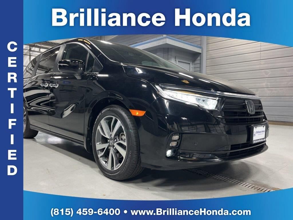 2023 Honda Odyssey Touring — photo 1 of 13