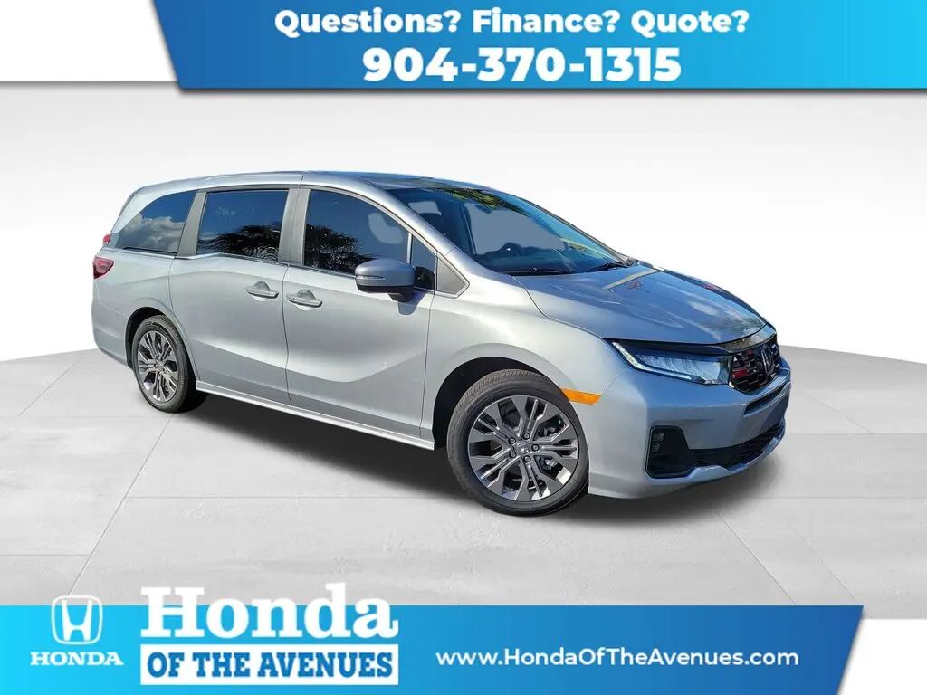 2026 Honda Odyssey Touring — photo 1 of 12