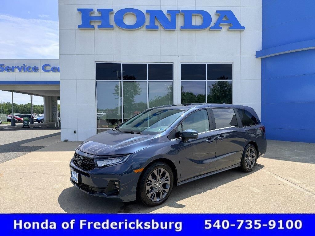 2026 Honda Odyssey Touring — photo 1 of 26