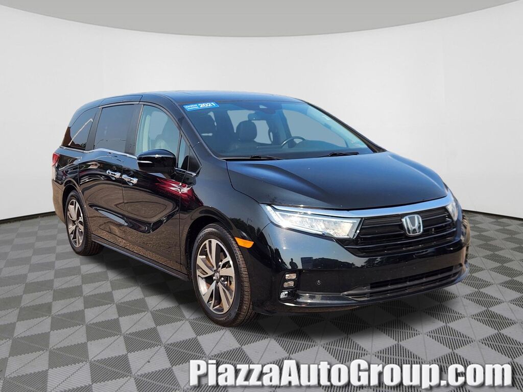 2021 Honda Odyssey TOURING — photo 1 of 7