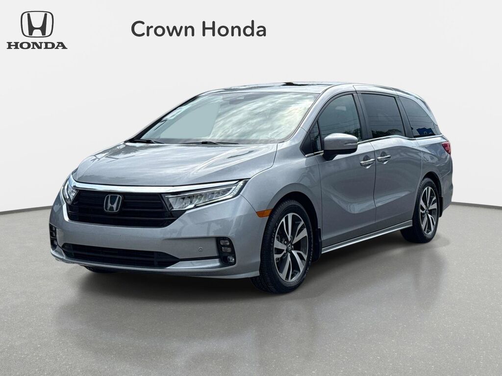 2023 Honda Odyssey TOURING — photo 1 of 7