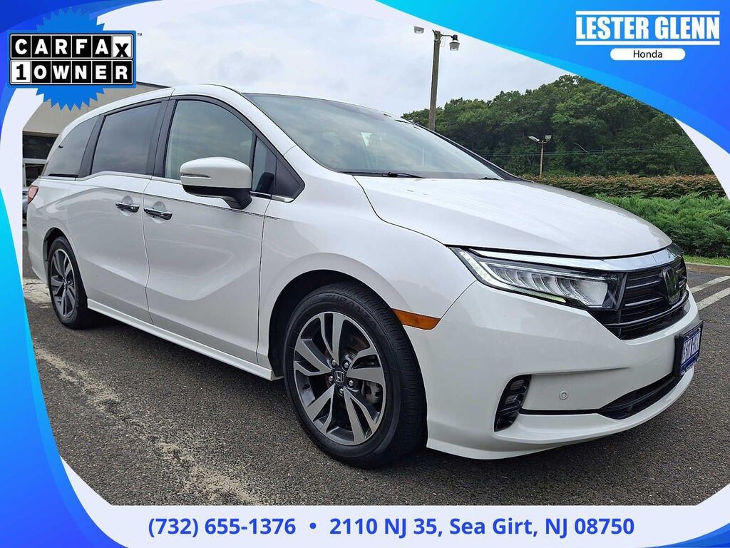 2024 Honda Odyssey Touring — photo 1 of 26
