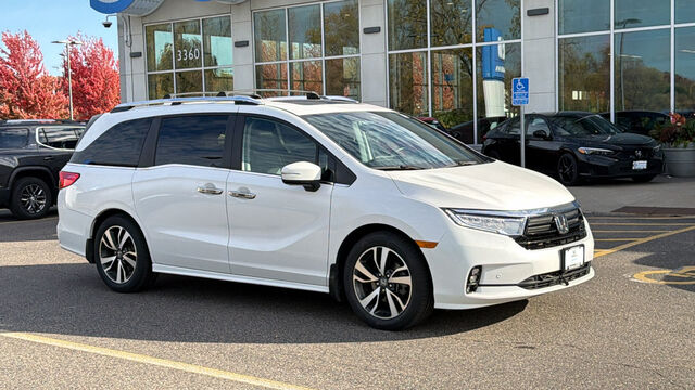 2024 Honda Odyssey TOURING