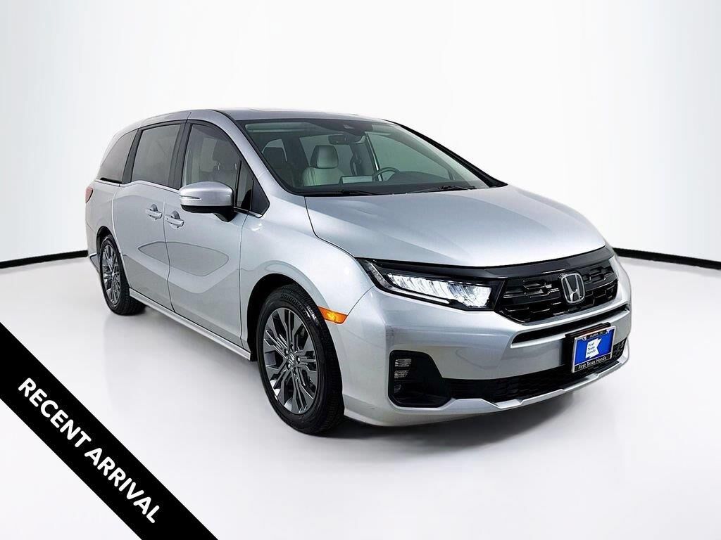 2026 Honda Odyssey Touring — photo 1 of 7