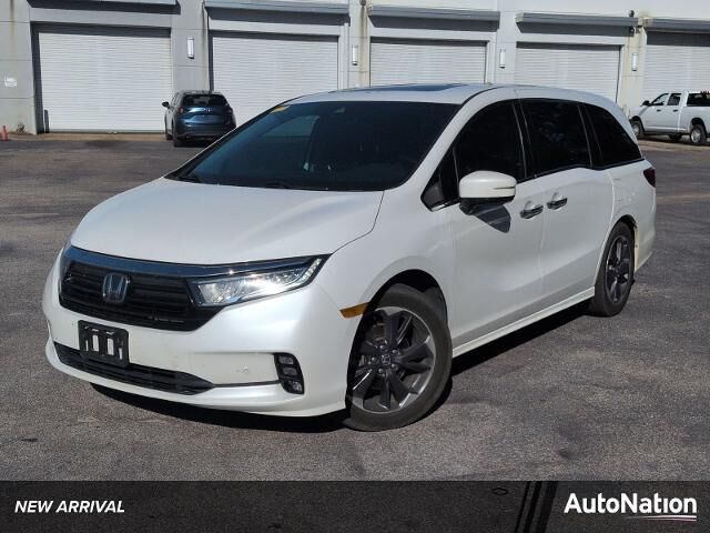 2021 Honda Odyssey Elite — photo 1 of 13