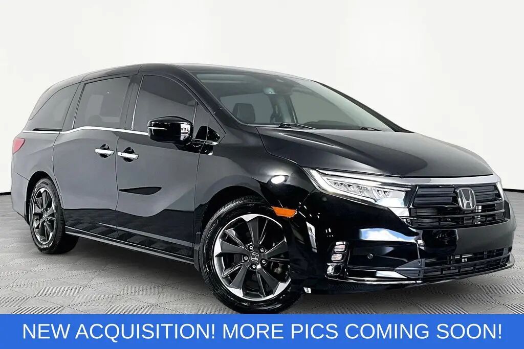 2023 Honda Odyssey Elite — photo 1 of 13