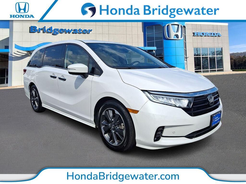 2023 Honda Odyssey Elite — photo 1 of 13