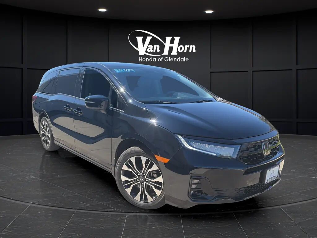 2025 Honda Odyssey Elite — photo 1 of 14