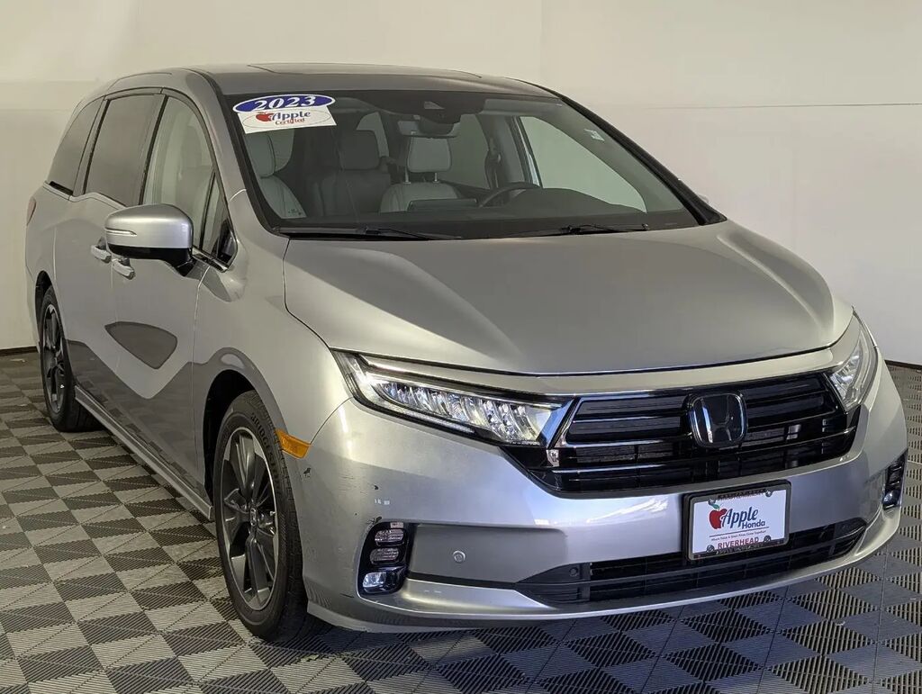 2023 Honda Odyssey Elite — photo 1 of 13