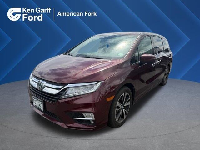 2020 Honda Odyssey Elite — photo 1 of 13
