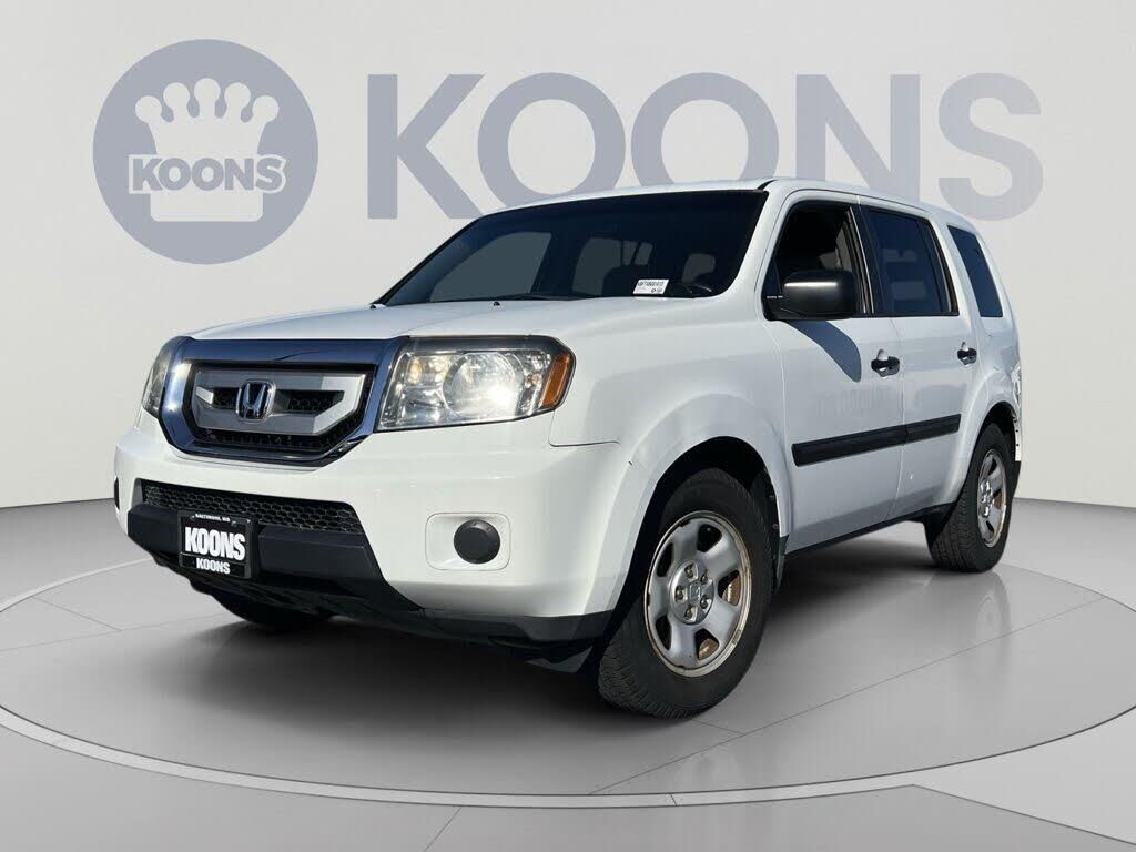 2010 Honda Pilot LX — photo 1 of 1