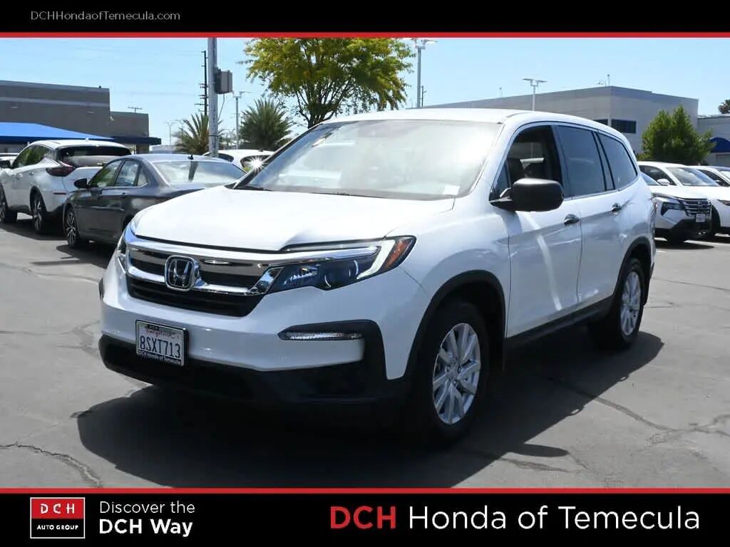 2021 Honda Pilot LX — photo 1 of 13