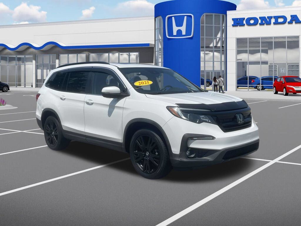 2021 Honda Pilot 2WD SE — photo 1 of 7