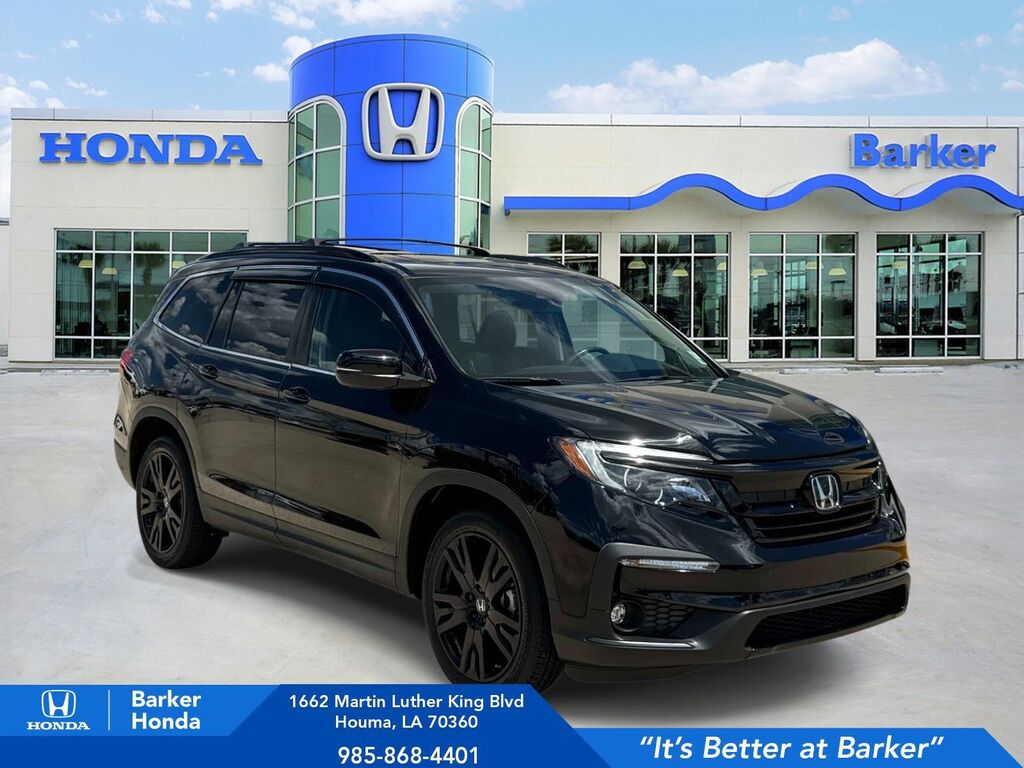 2022 Honda Pilot SE — photo 1 of 13