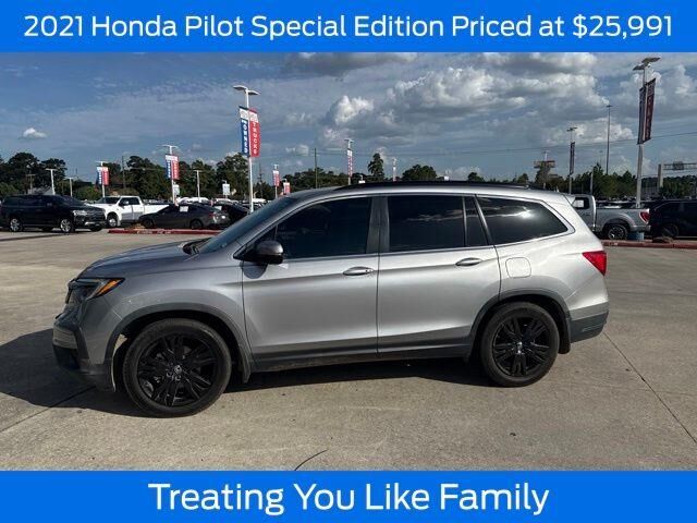 2021 Honda Pilot SE — photo 1 of 26