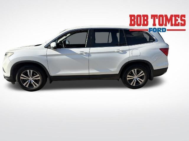2017 Honda Pilot EX w/Honda Sensing — photo 1 of 10