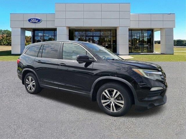 2017 Honda Pilot EX-L — photo 1 of 26