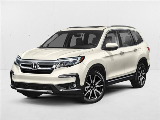 2022 Honda Pilot 2WD TRG 7P — photo 1 of 7