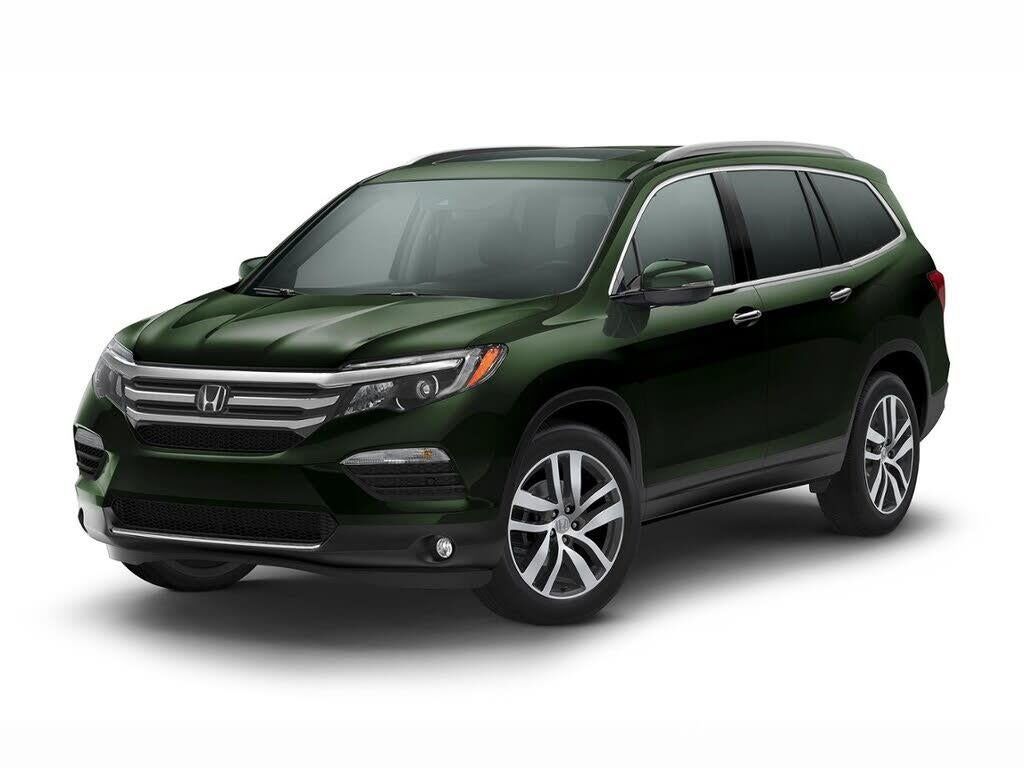 2017 Honda Pilot Touring — photo 1 of 1