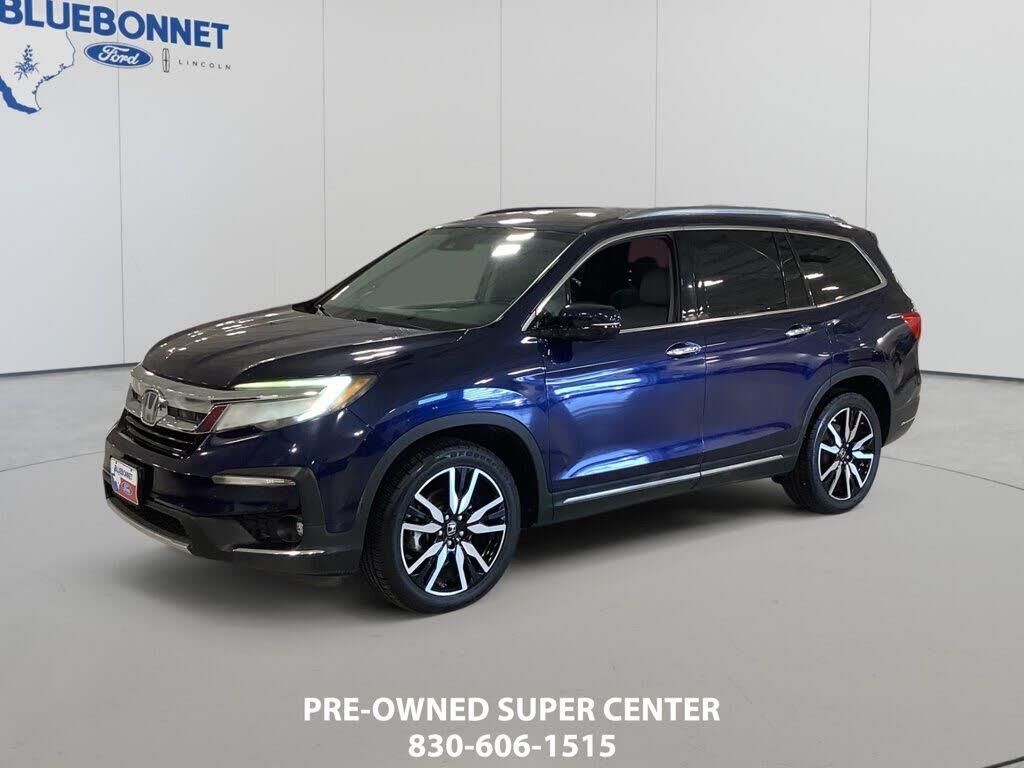 2020 Honda Pilot Touring — photo 1 of 1