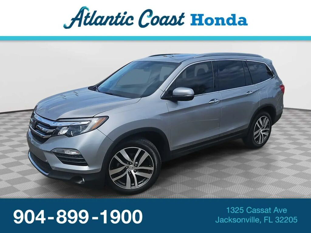 2018 Honda Pilot Touring — photo 1 of 13