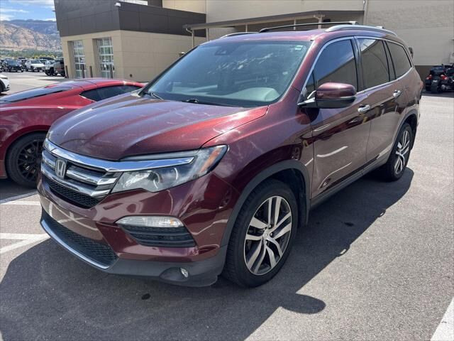 2018 Honda Pilot Elite — photo 1 of 4