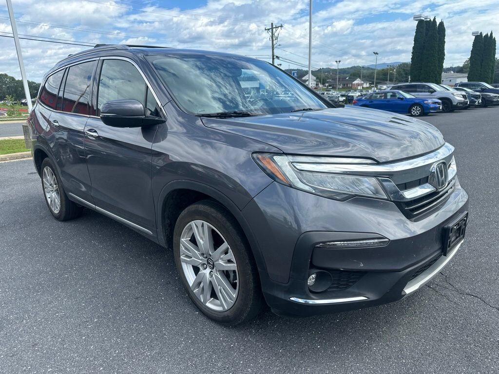 2021 Honda Pilot AWD Elite — photo 1 of 7