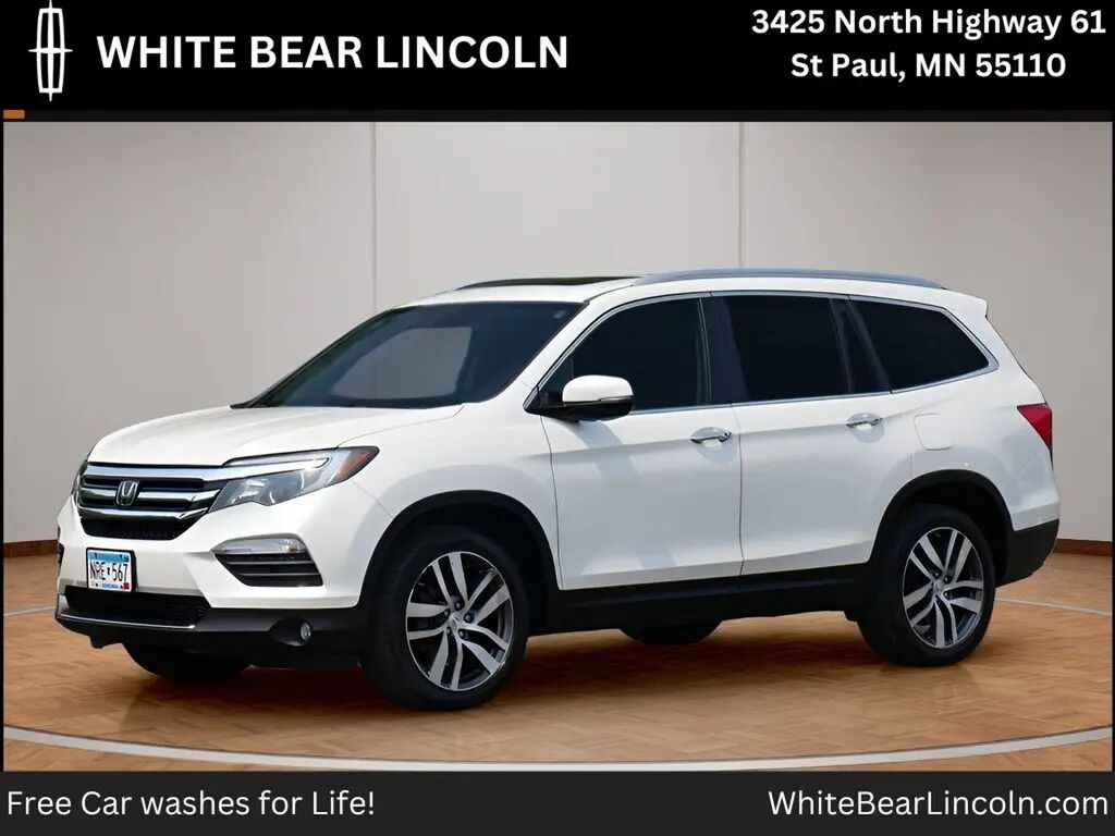 2016 Honda Pilot Elite — photo 1 of 18