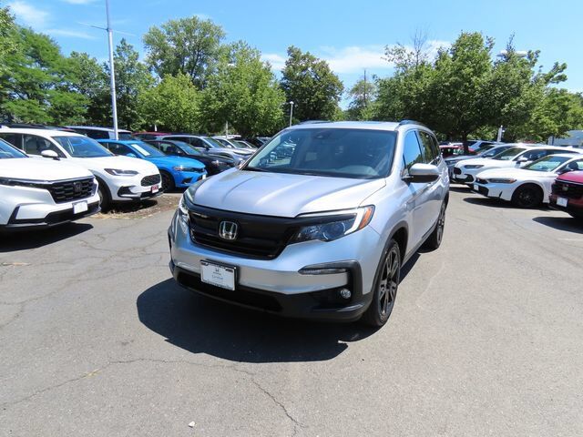 2021 Honda Pilot AWD SE — photo 1 of 7