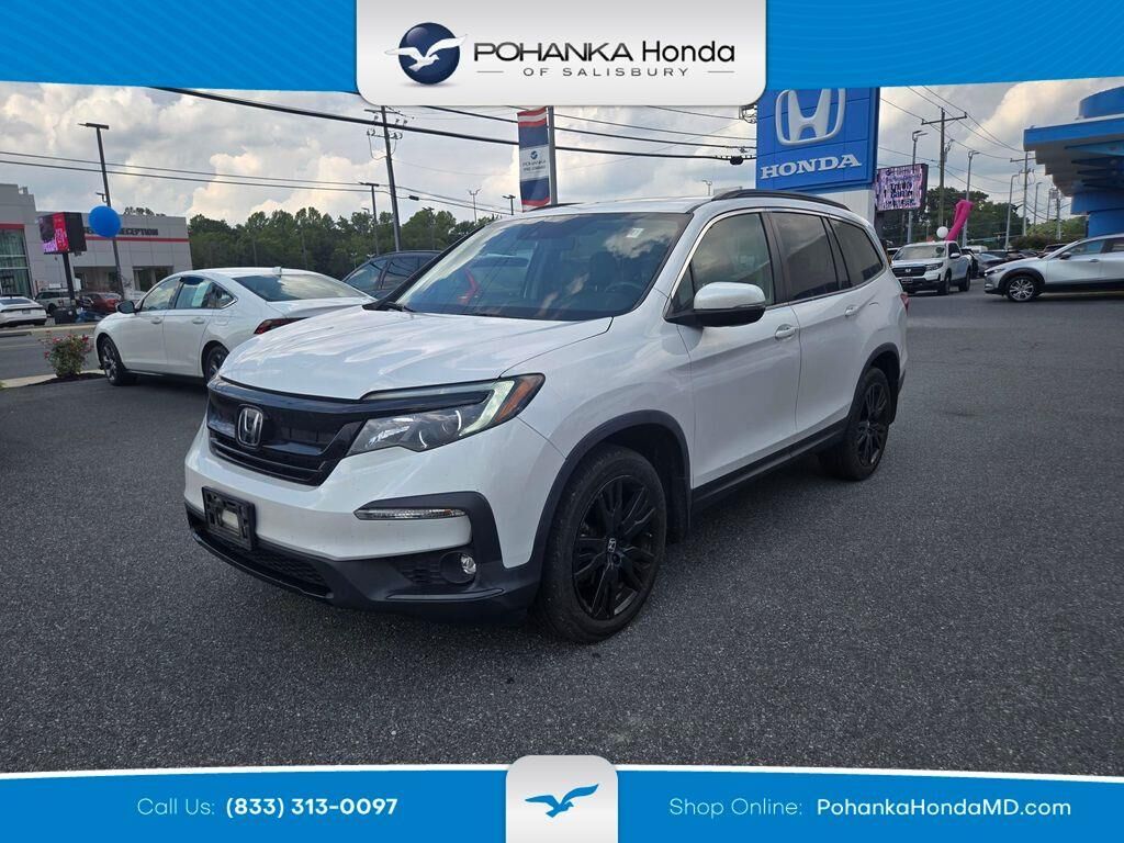 2022 Honda Pilot SE — photo 1 of 11