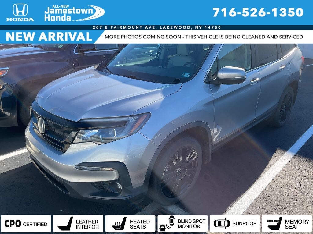 2022 Honda Pilot AWD SE — photo 1 of 7