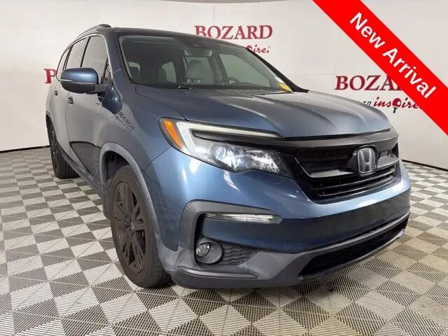 2021 Honda Pilot SE — photo 1 of 13