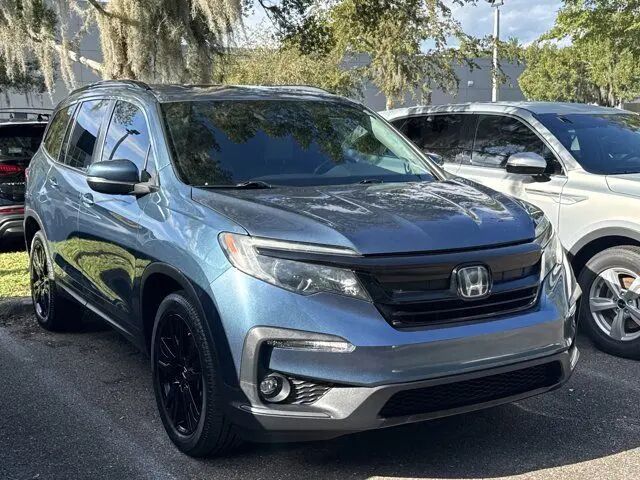 2021 Honda Pilot SE — photo 1 of 22