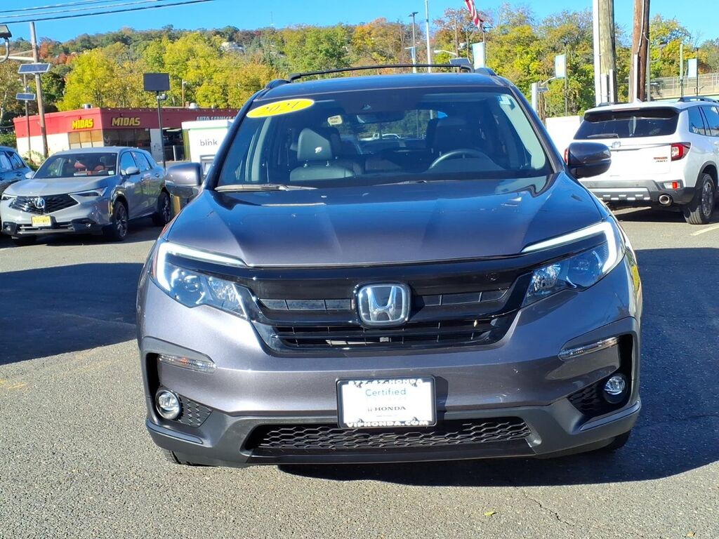 2021 Honda Pilot AWD SE — photo 1 of 6