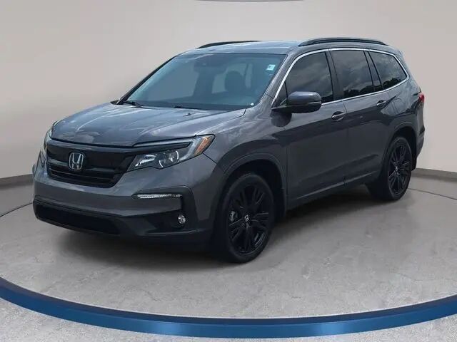 2022 Honda Pilot SE — photo 1 of 30