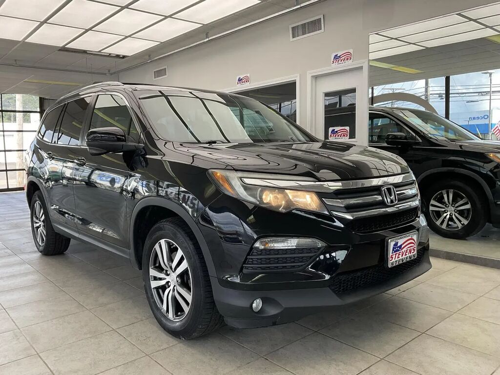 2016 Honda Pilot EX-L — photo 1 of 3