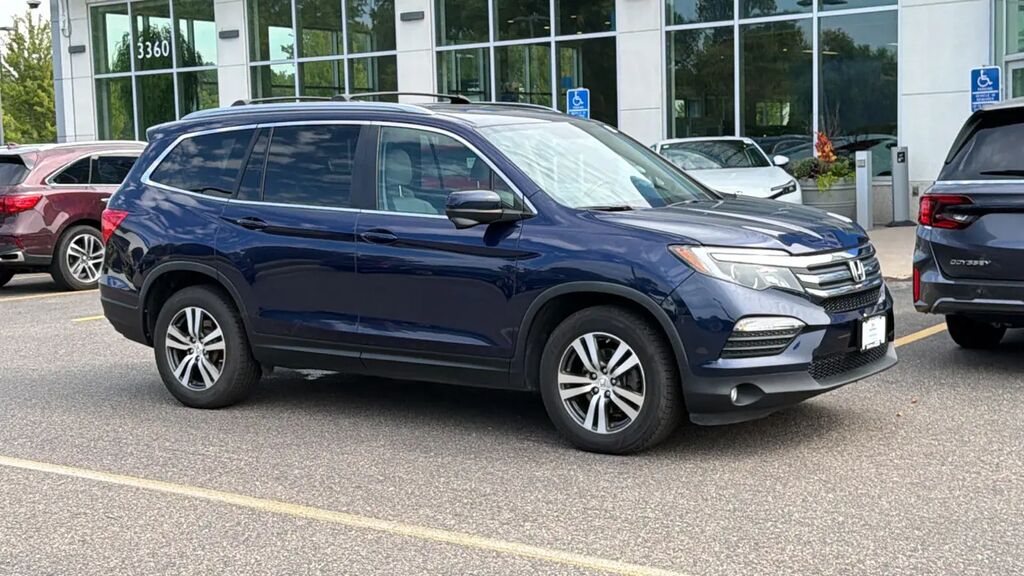 2016 Honda Pilot EX-L — photo 1 of 13