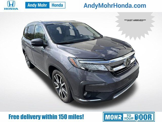 2022 Honda Pilot Touring 7-Passenger — photo 1 of 5