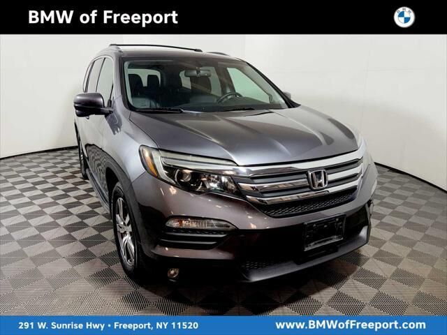 2017 Honda Pilot EX-L w/Navi — photo 1 of 13